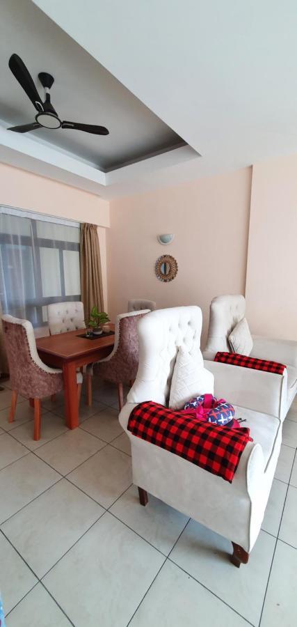 Penthouse Five - The Beautiful 3Br En-Suite Apt Mombasa Exterior photo
